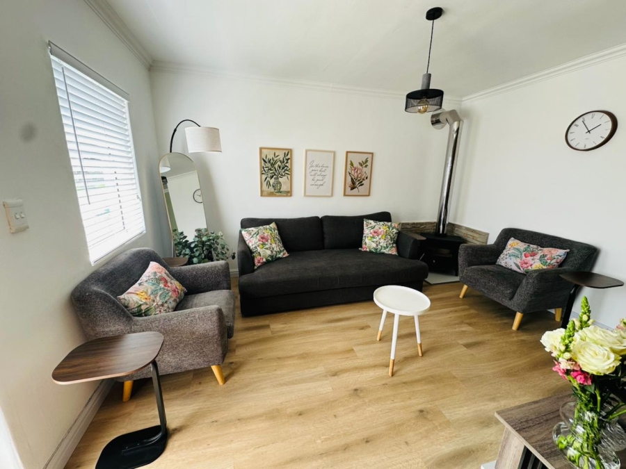 To Let 3 Bedroom Property for Rent in Klapmuts Western Cape